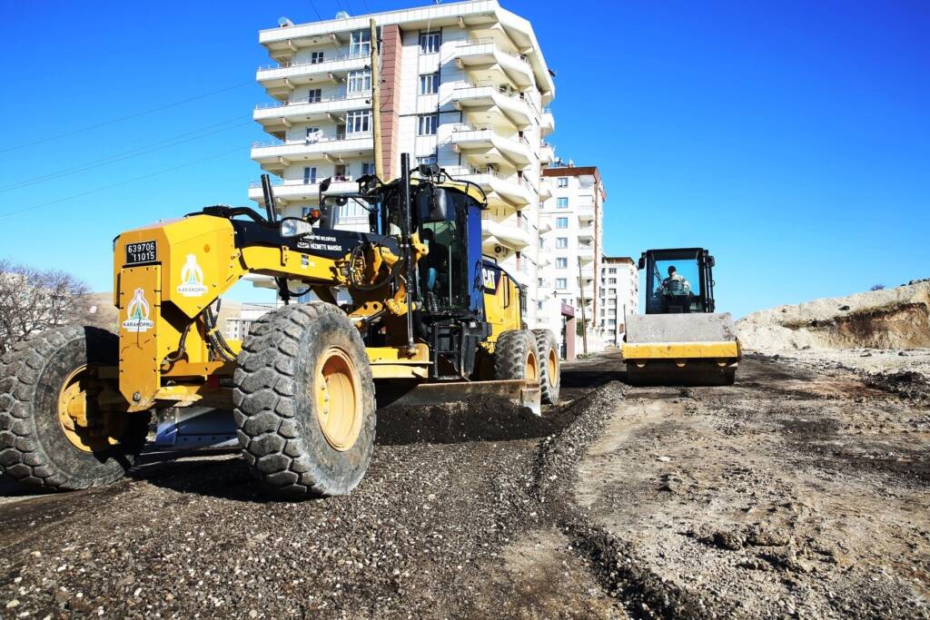 Karaköprü yeni yollara kavuşuyor