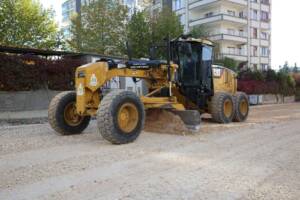 Karaköprü’de yollar kilitli parkeyle yenileniyor