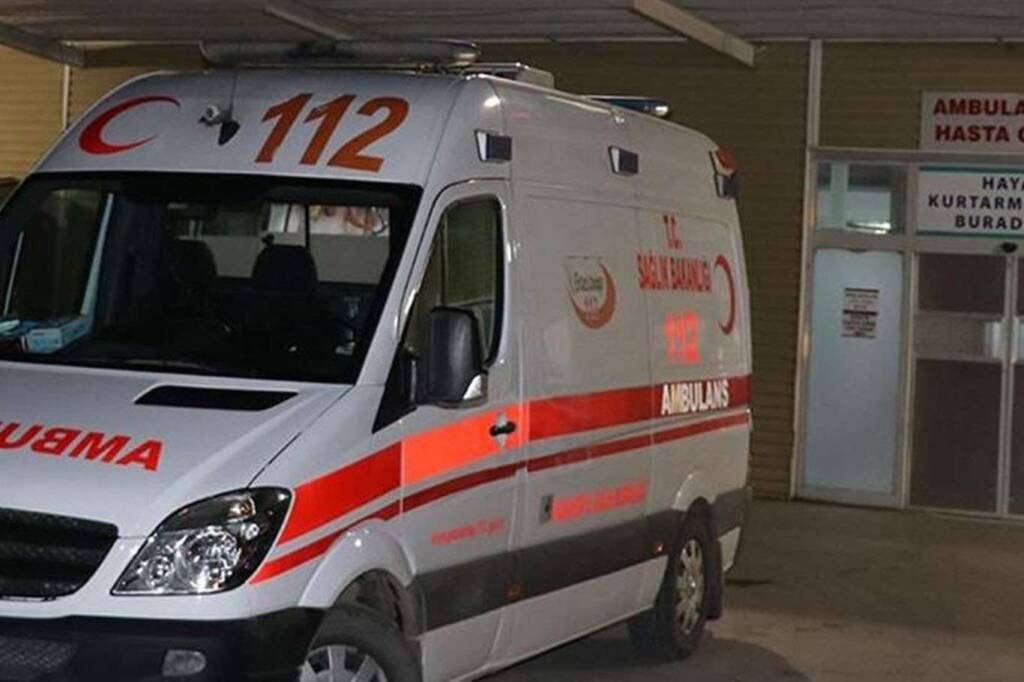 Şanlıurfa’da Otomobiller kafa kafaya çarpıştı: 2 ölü