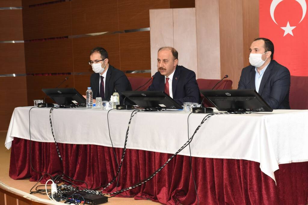 Şanlıurfa’da bazı esnaf ve özel şirketlerin mesai saatleri değişti