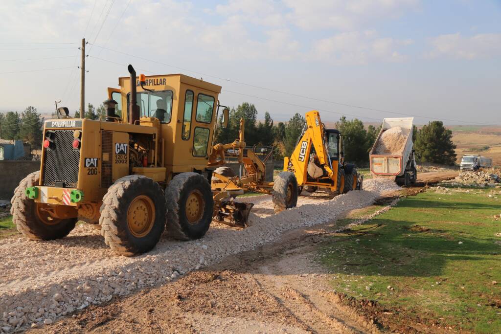 Haliliye kırsalında yeni yapılan yollar hizmete sunuluyor
