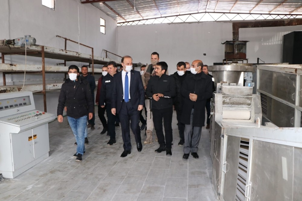 Şanlıurfa Valisi Abdullah Erin Telabyad’daki çalışmaları inceledi