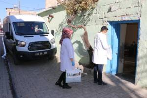 Şanlıurfa’da bakıma muhtaçlara yemek desteği