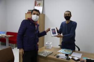 Şanlıurfa’da Kazananlara tablet ödülü verildi