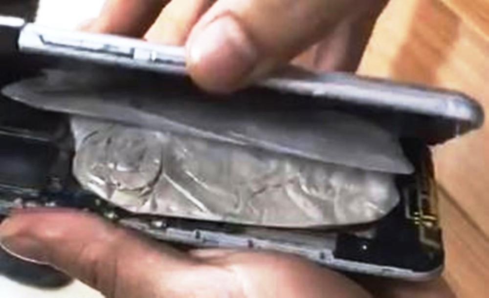 Şanlıurfa’da Telefonun içinden uyuşturucu çıktı