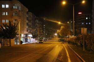 Şanlıurfalılar sokağa çıkma kısıtlamasına uydu