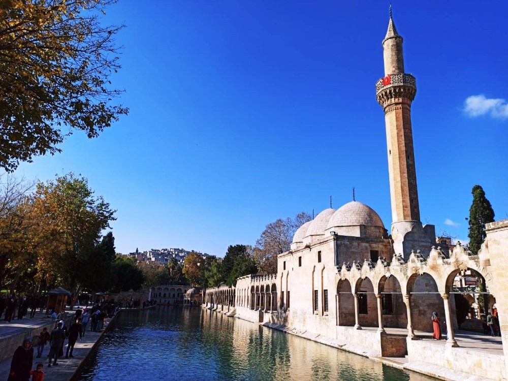 Şanlıurfalılar yağmurdan sonra güneşli havanın tadını çıkardı