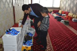 Siverek’te 100 yetim ve öksüz sevindirildi