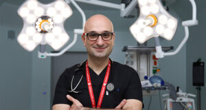 Bilim Kurulu Üyesi uyardı: ‘Bu maskelerin uçaklarda veya toplu alanlarda kullanılması uygun değil’