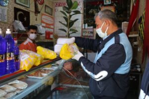 Akçakale’de kısıtlamadan muaf olan iş yerleri denetlendi