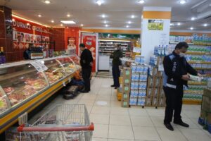 Haliliye’de kısıtlamadan muaf olan işyerleri denetlendi