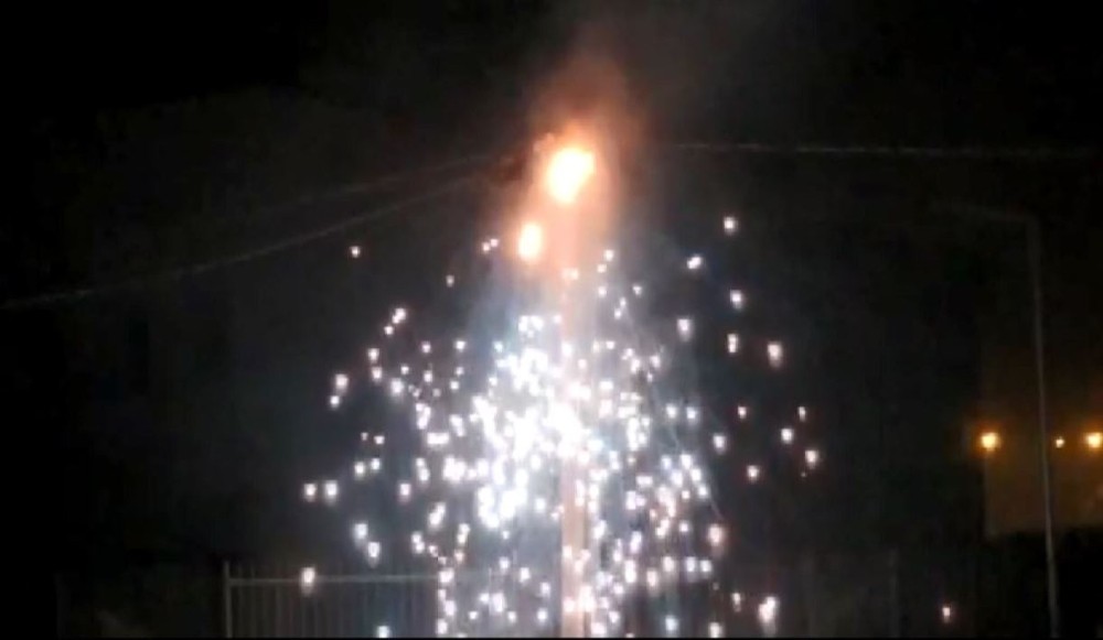 Şanlıurfa’da elektrik direğindeki patlama meydana geldi