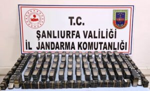 Şanlıurfa’da gümrük kaçağı 300 cep telefonuna el konuldu
