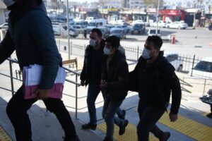 Şanlıurfa’da Kısıtlamada 8 iş yerini soyan hırsız yakalandı