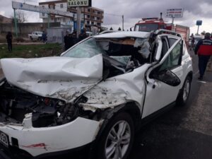 Şanlıurfa’da trafik kazası: 1 ölü, 3 yaralı