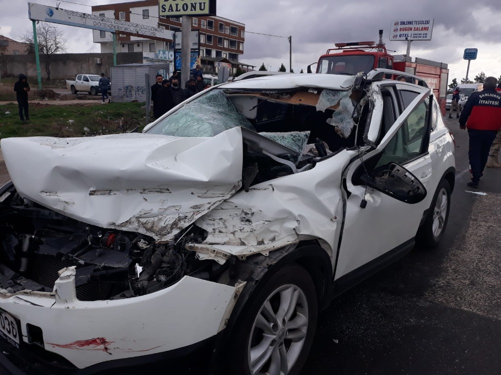 Şanlıurfa’da trafik kazası: 1 ölü, 3 yaralı