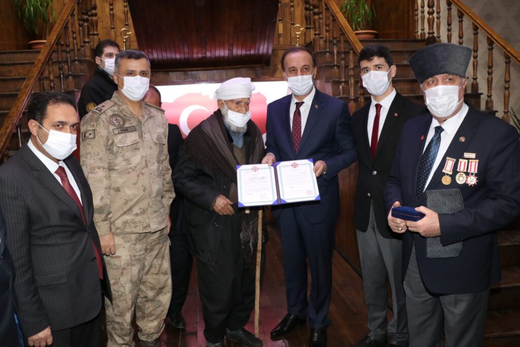 Siverekli Kore Gazisi 68 Yıl Sonra Madalyasına Kavuştu