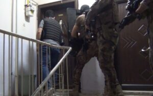 Şanlıurfa’da FETÖ/PDY’nin askeri mahrem yapılanmasına operasyon