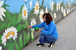 Akçakale’de beton bariyerler kaldırılıyor