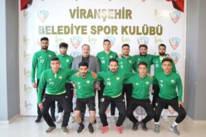 Başkan Ekinci’den futbolculara moral ziyareti