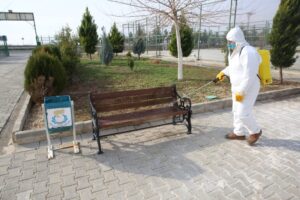 Haliliye kırsalında okullar dezenfekte ediliyor