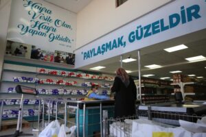 Haliliye’de yardım desteği devam ediyor