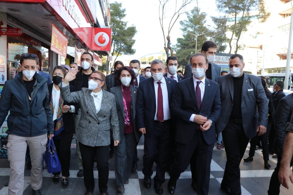 Şanlıurfa esnafı sorunlarını Bakan Pekcan’a anlattı