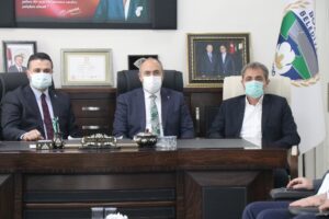 Şanlıurfa’da Aday olmayacağını açıklayan il başkanı helallik istedi