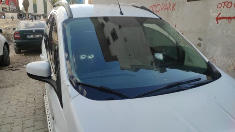 Şanlıurfa’da otomobile silahlı saldırı: 1 yaralı