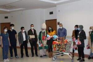 Şanlıurfa’da Salgın döneminde hasta çocuklara moral oldular
