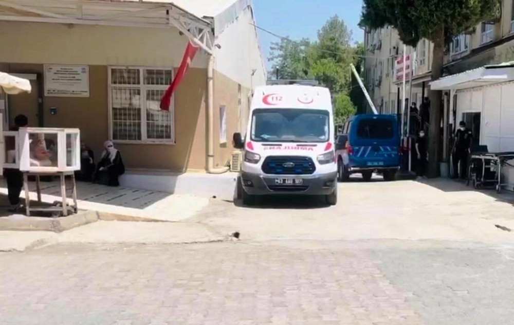 Şanlıurfa’da şoke eden olay Eşini öldürdü intihara kalkıştı