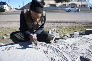 Şanlıurfalı Taş sanatçısı Cumhurbaşkanına olan sevgisini taşa yansıtıyor