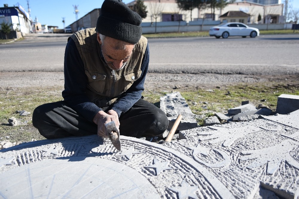 Şanlıurfalı Taş sanatçısı Cumhurbaşkanına olan sevgisini taşa yansıtıyor