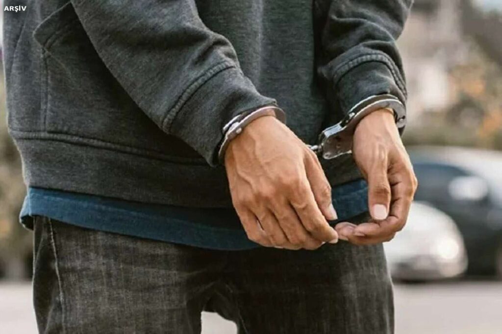 Şanlıurfa’da iki otomobili kundaklayan terör örgütü üyesi tutuklandı