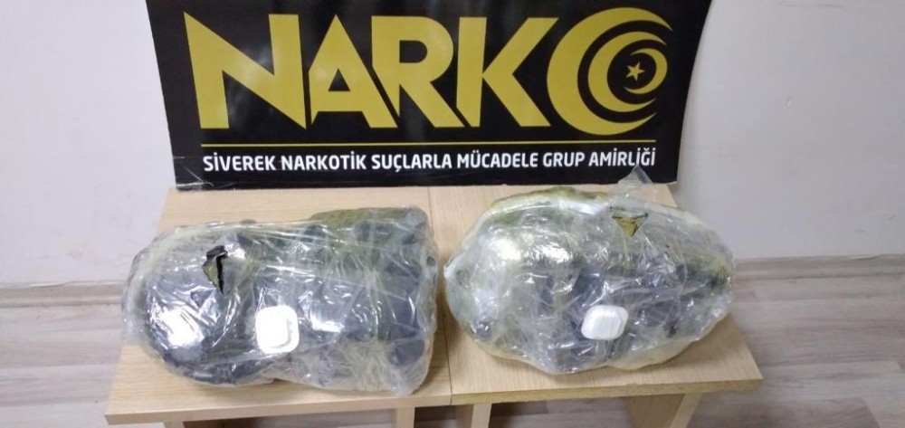 Siverek’te 8 kilo 700 gr esrar ele geçirildi