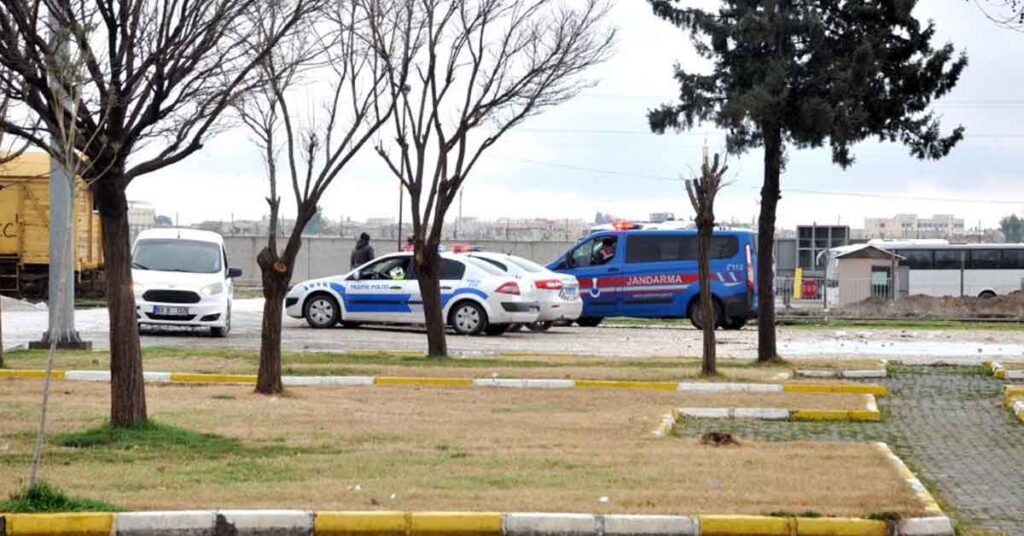 Urfa Sınır Kapısında Hareketlilik