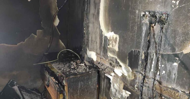 Urfa’da Yangın! Gecekondu Küle Döndü