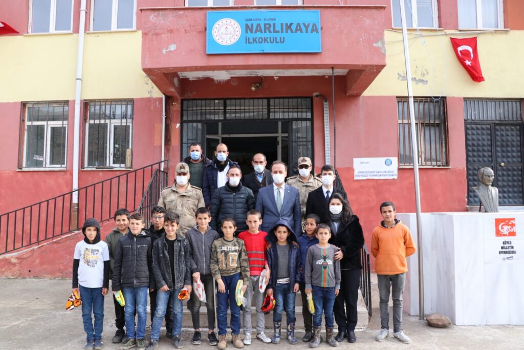 Vali Erin, 15 Şubat’ta Açılacak Köy Okullarında İncelemelerde Bulundu