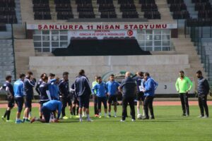 Şanlıurfaspor Uşakspor maçı için çalışmalarını sürdürüyor