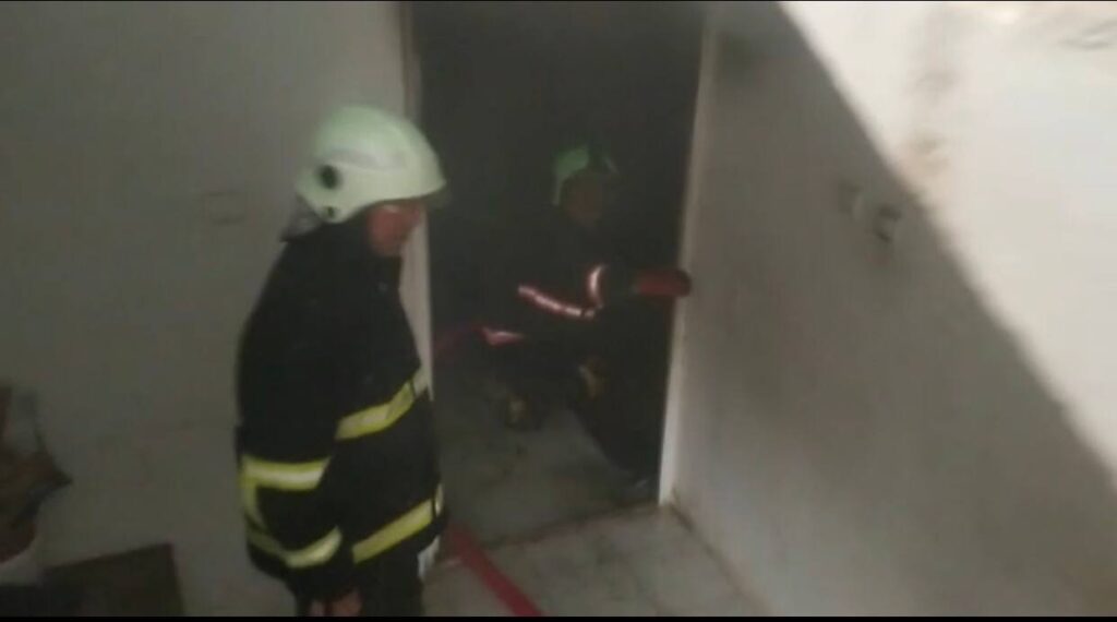 Urfa Karaköprü’de yangın çıktı