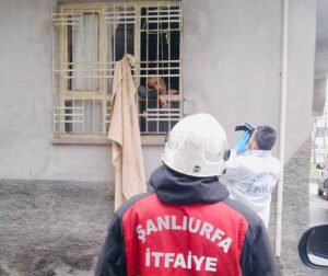 Şanlıurfa’da kendisini evin penceresine asarak intihar etti