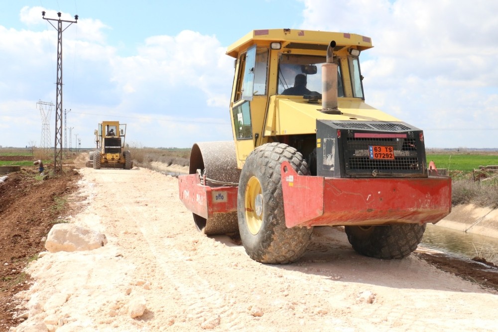 Akçakale kırsalında çalışmalar devam ediyor