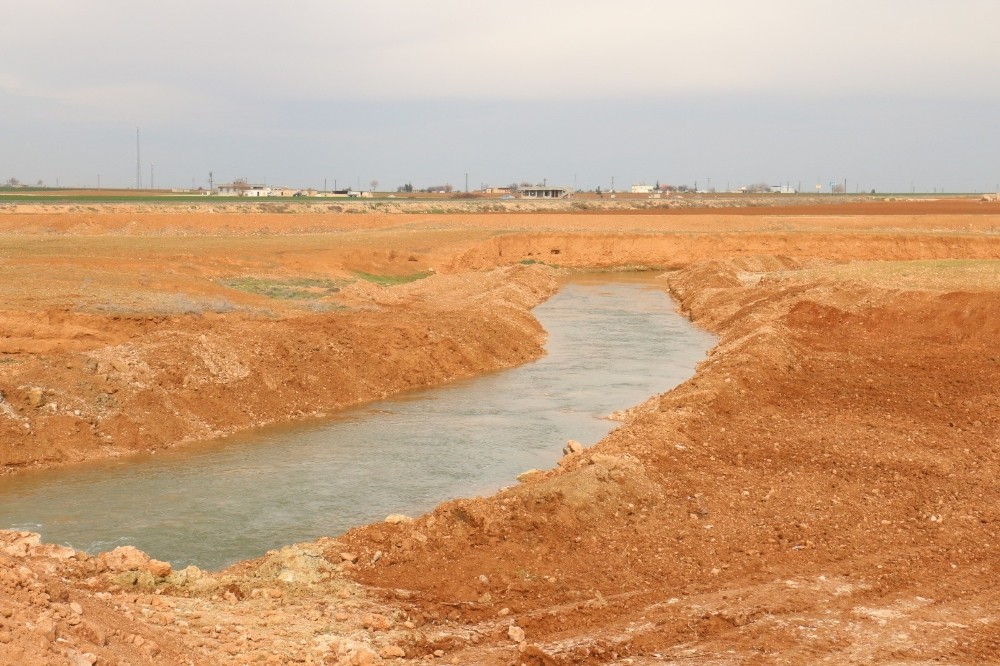 Akçakale’de kuraklık sorunu çözülüyor