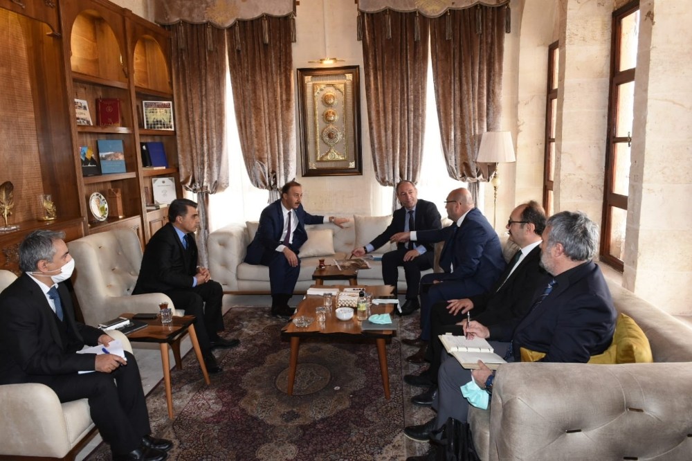 Barış Pınarı bölgesindeki ihtiyaçlar karşılanıyor