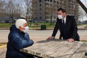 Baydilli, esnaf ve vatandaşlarla bir araya geldi