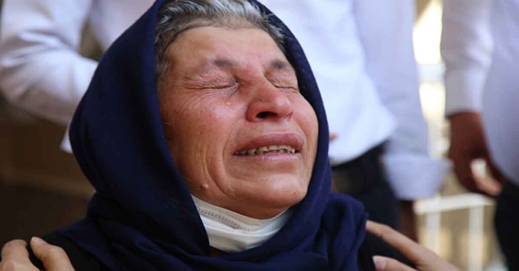 Anne Şenyaşar Urfa Adliyesi Önünde Gözaltına Alındı