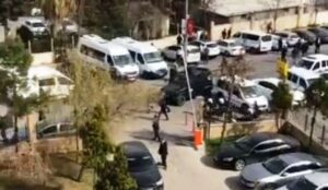 Şanlıurfa’da adliyede kavga kamerada: 10 gözaltı