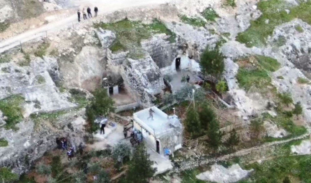 Şanlıurfa’da aranan zanlılar drone destekli operasyonla yakalandı