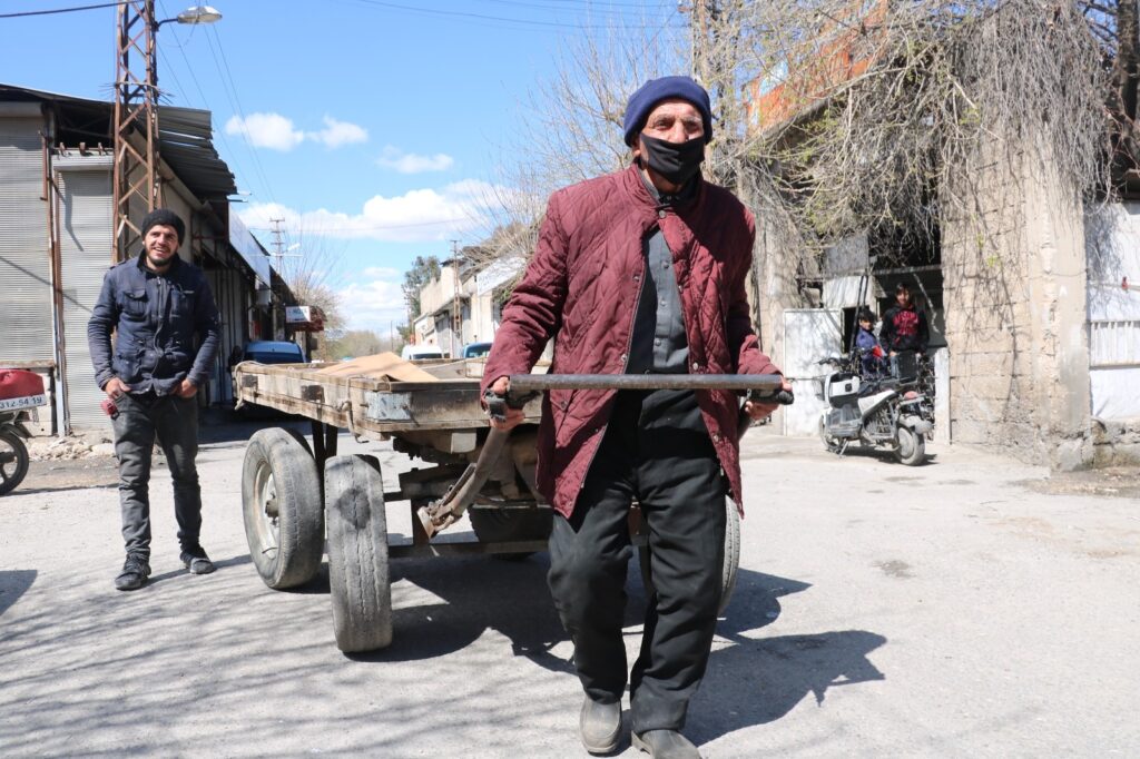 Şanlıurfa’da Asırlık çınarlar 15 yıldır at arabası çekiyor