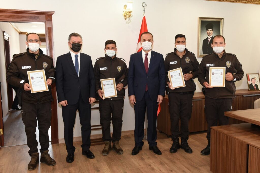 Şanlıurfa’da dikkatli bekçilere ödül